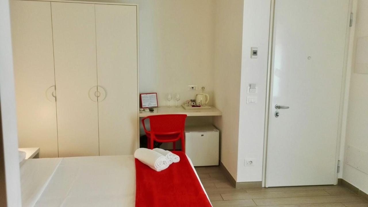 Residenza Cardo Massimo Hotel เวโรนา ภายนอก รูปภาพ