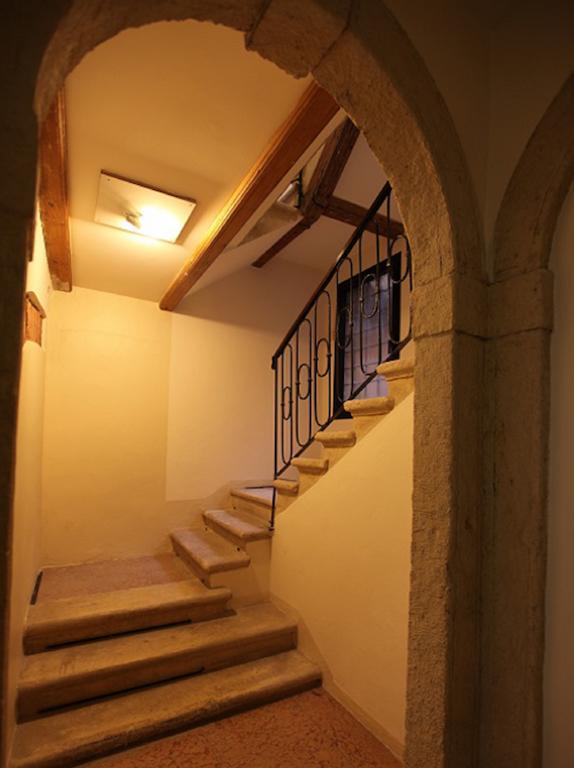 Residenza Cardo Massimo Hotel เวโรนา ภายนอก รูปภาพ